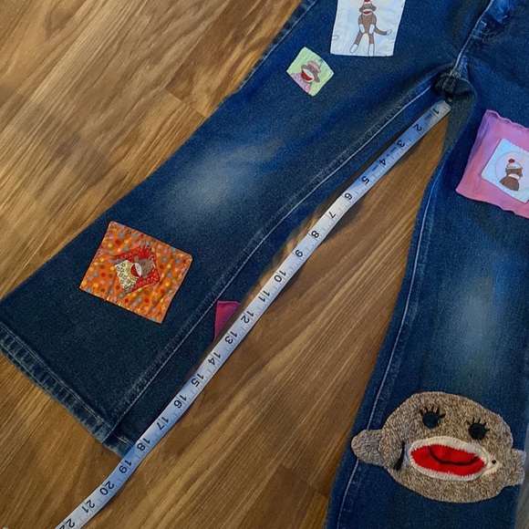 Levi’s with hand sewn monkey patches Girls Size 6 - Picture 9 of 12